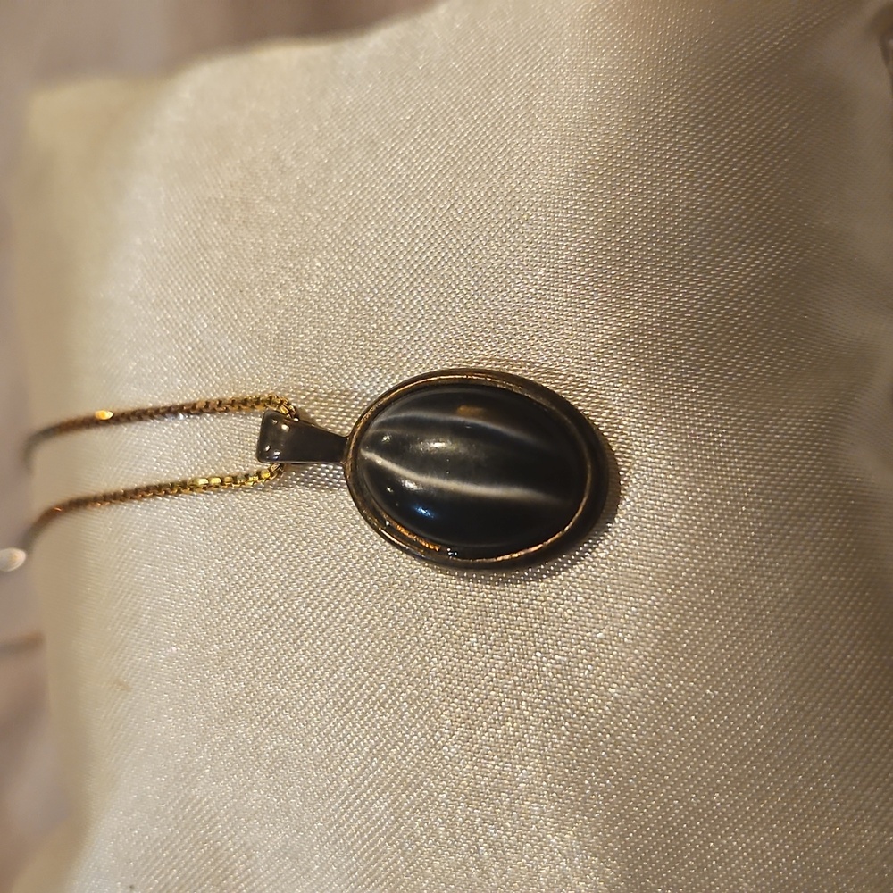 Cats Eye Pendant Necklace